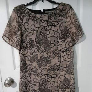 Pink and black lace design shift dress